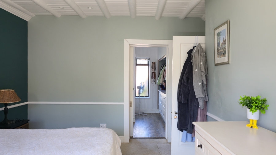 6 Bedroom Property for Sale in Fish Hoek Western Cape